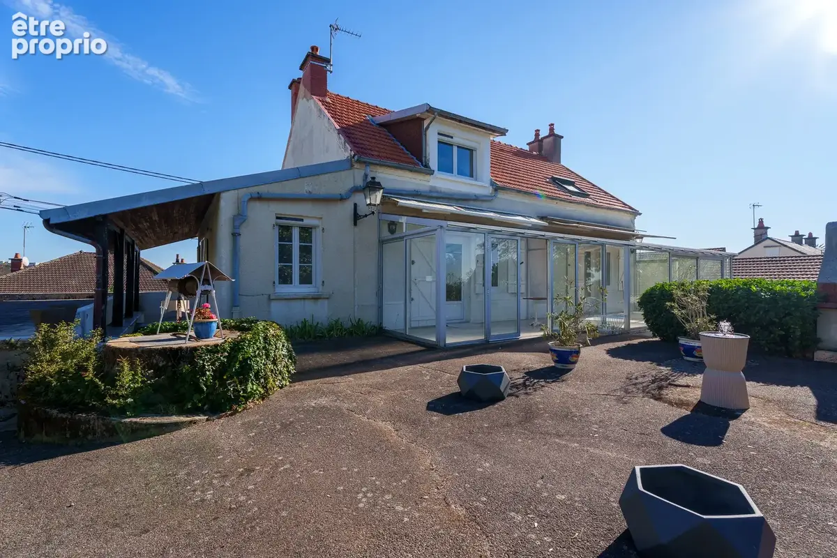 Maison familiale T6 de 152 m2 sur 1850 m2 de terrain - photo 12