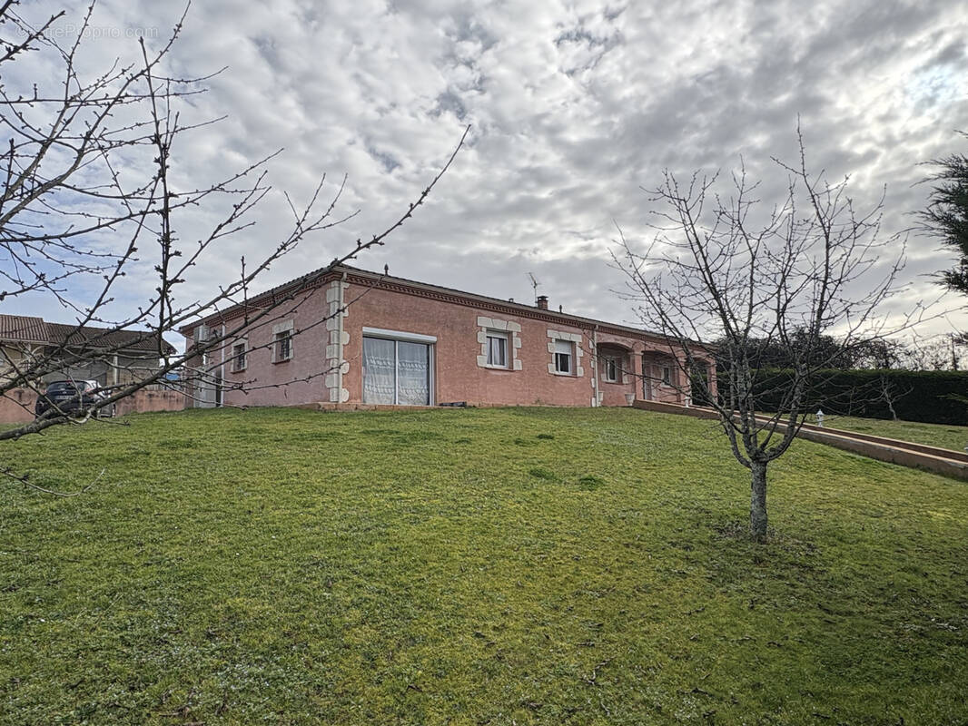 Maison à FUMEL