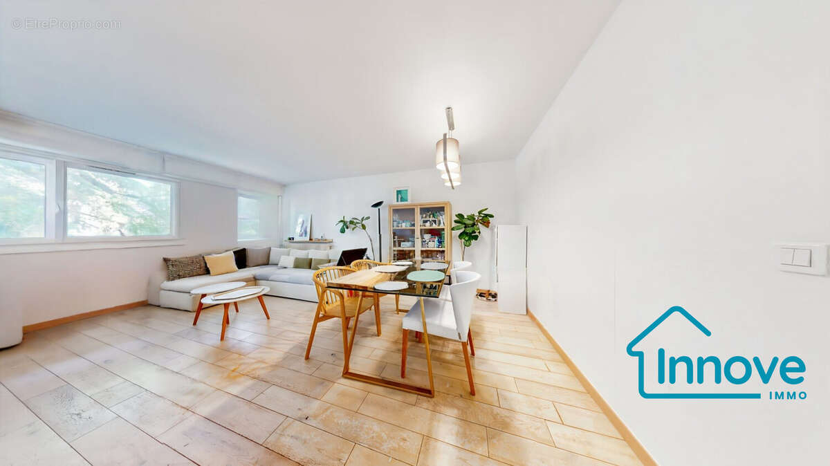 Appartement à VERSAILLES