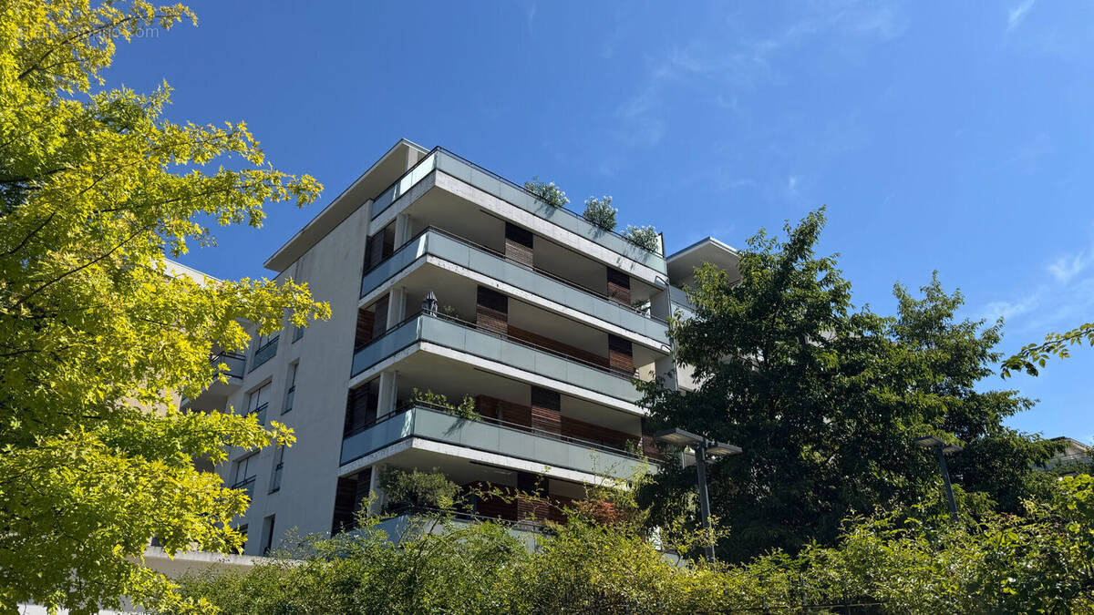 Appartement à SAINTE-FOY-LES-LYON