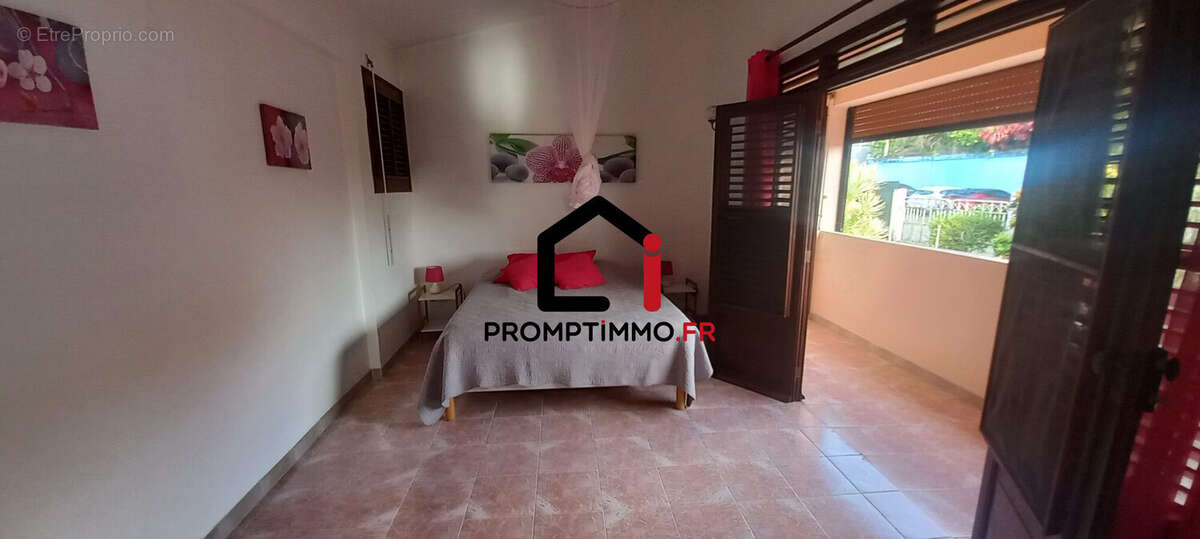 suite parentale avec balcon - Maison à RIVIERE-SALEE