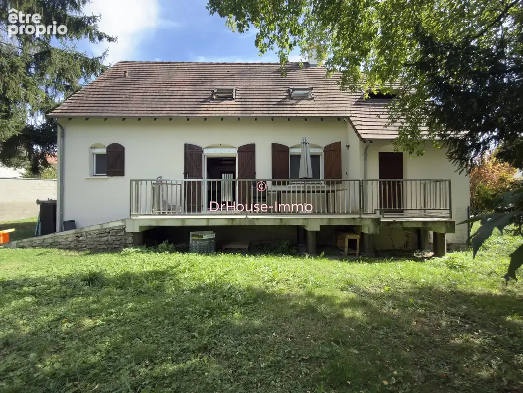 Maison 6 pièces 110 m² à vendre à Claye-Souilly (77410) - photo 2