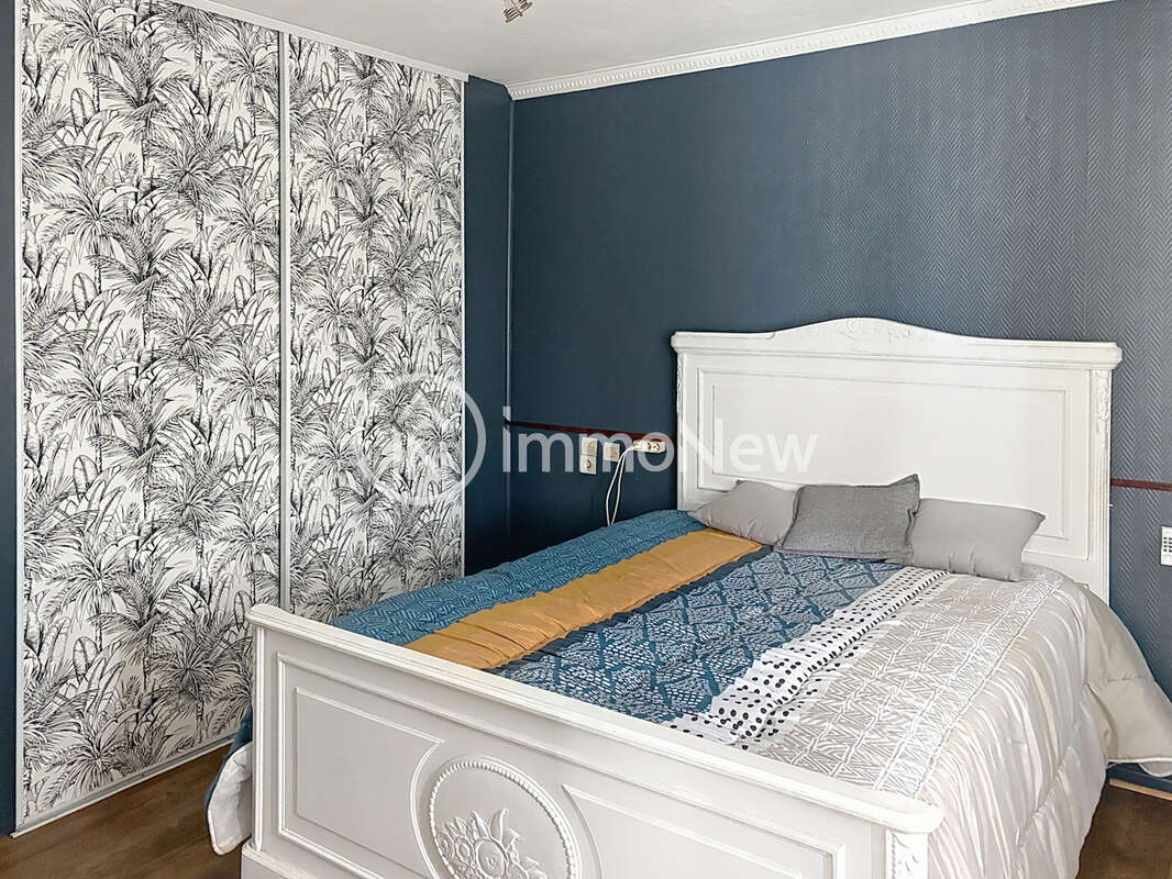 Rare a la vente, maison 230 m2  avec 5 chambres sur un beau terrain de 1700 m2 avec sa vue exceptionnelle - photo 11