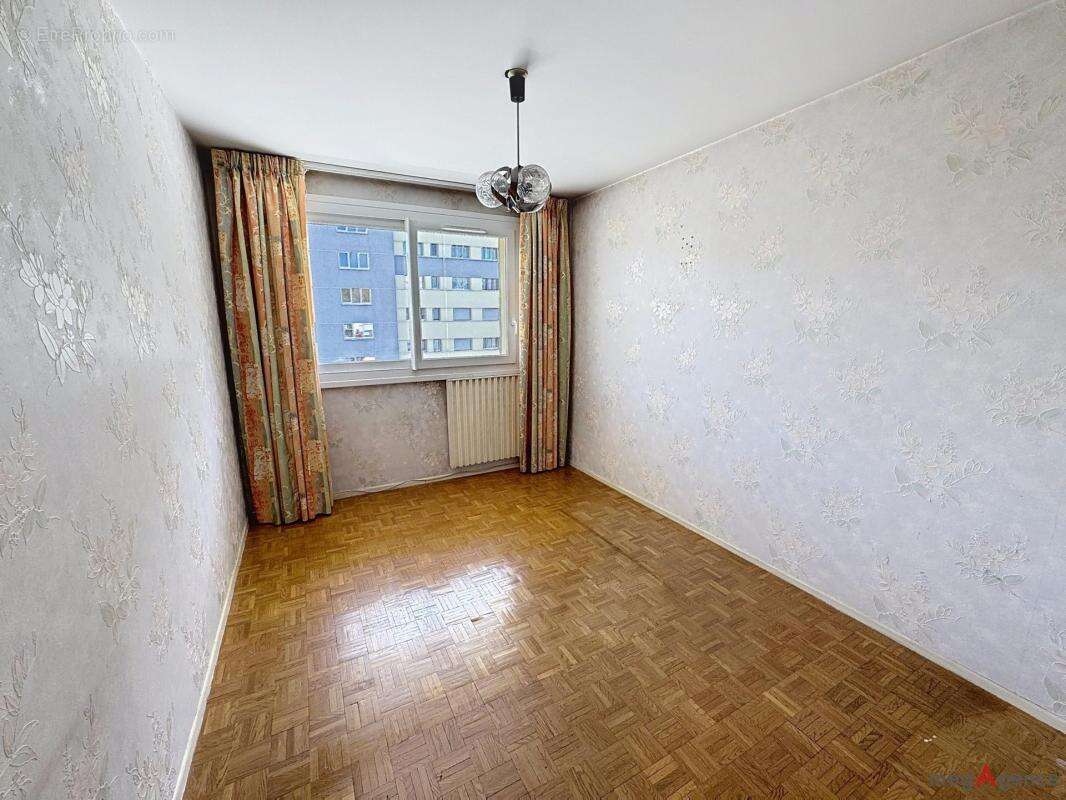 Appartement à ECHIROLLES