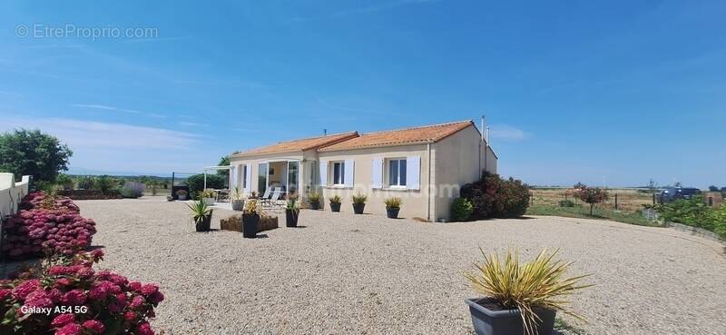 Maison à ANGLES