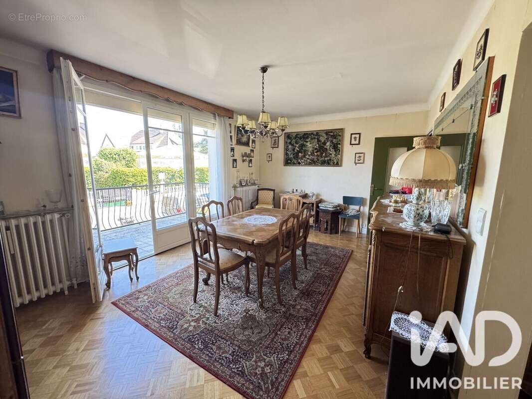 Maison 128 m² à Yzeure  - photo 3