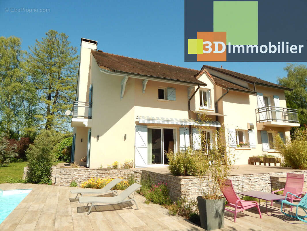 Photo 2 - Maison à LONS-LE-SAUNIER