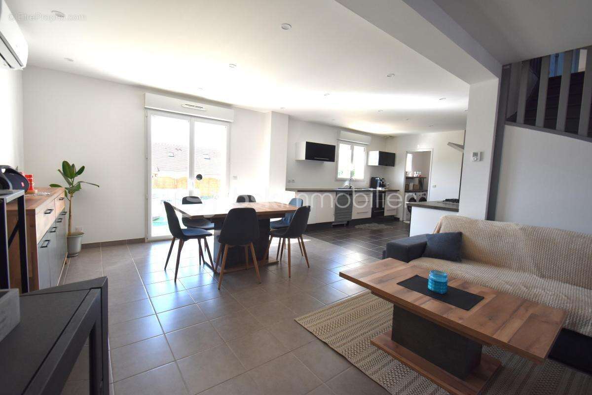 Superbe maison familiale de 7 pièces dont 5 chambres - photo 6