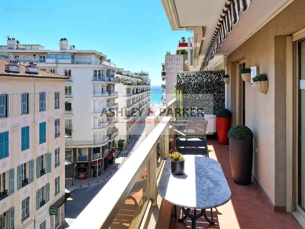 Appartement à NICE