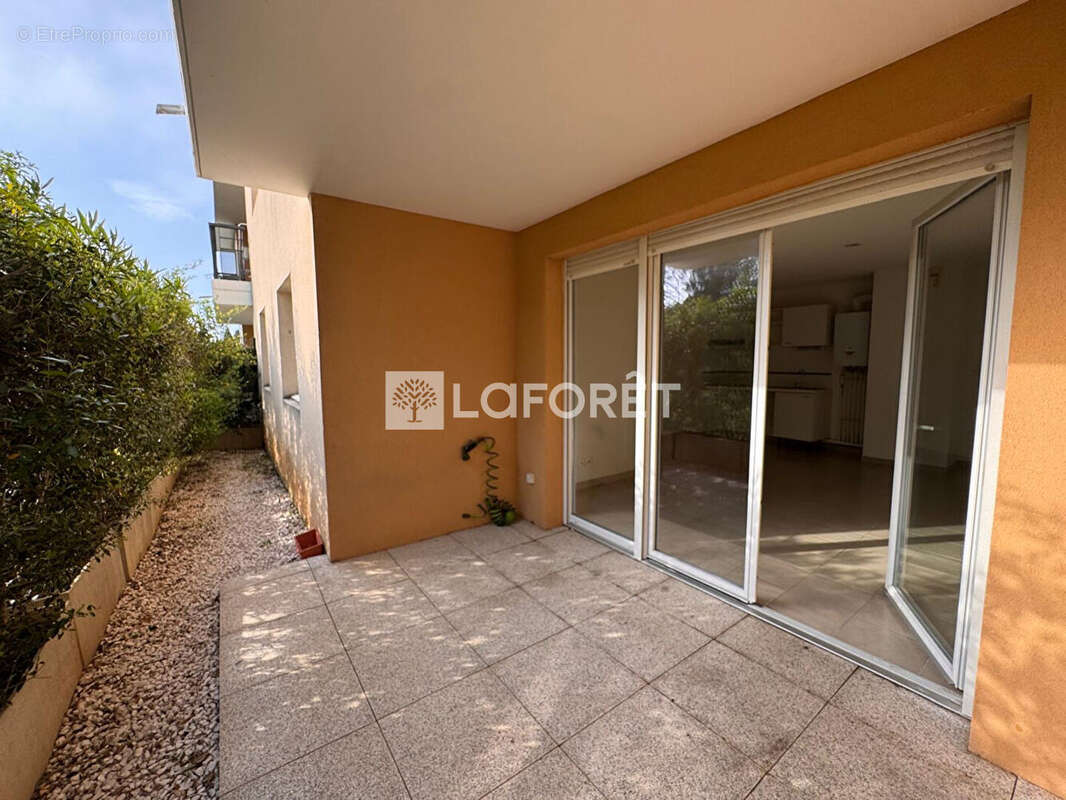 Appartement à ROUSSET