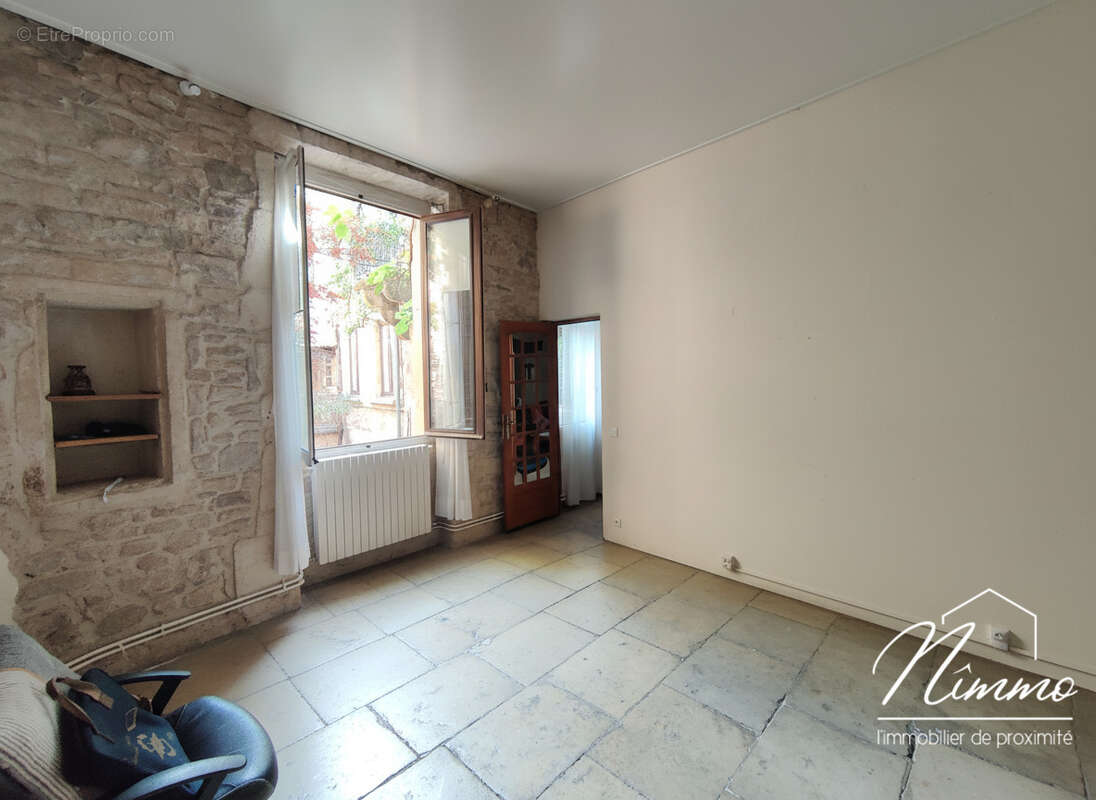 Appartement à NIMES