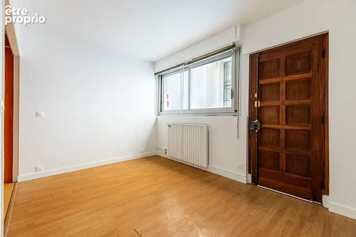 Studio sur cour - ideal investissement - dpe "e" - photo 3