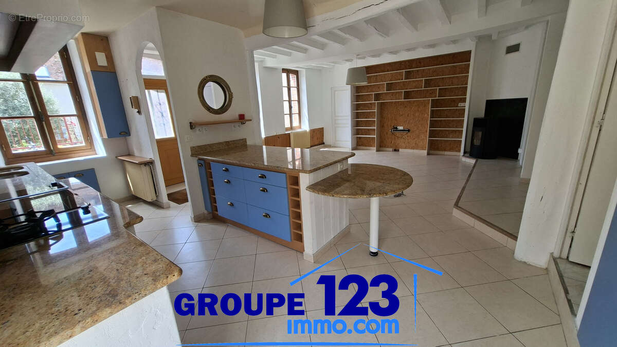 Jolie maison rénovée, 3 chambres - photo 3
