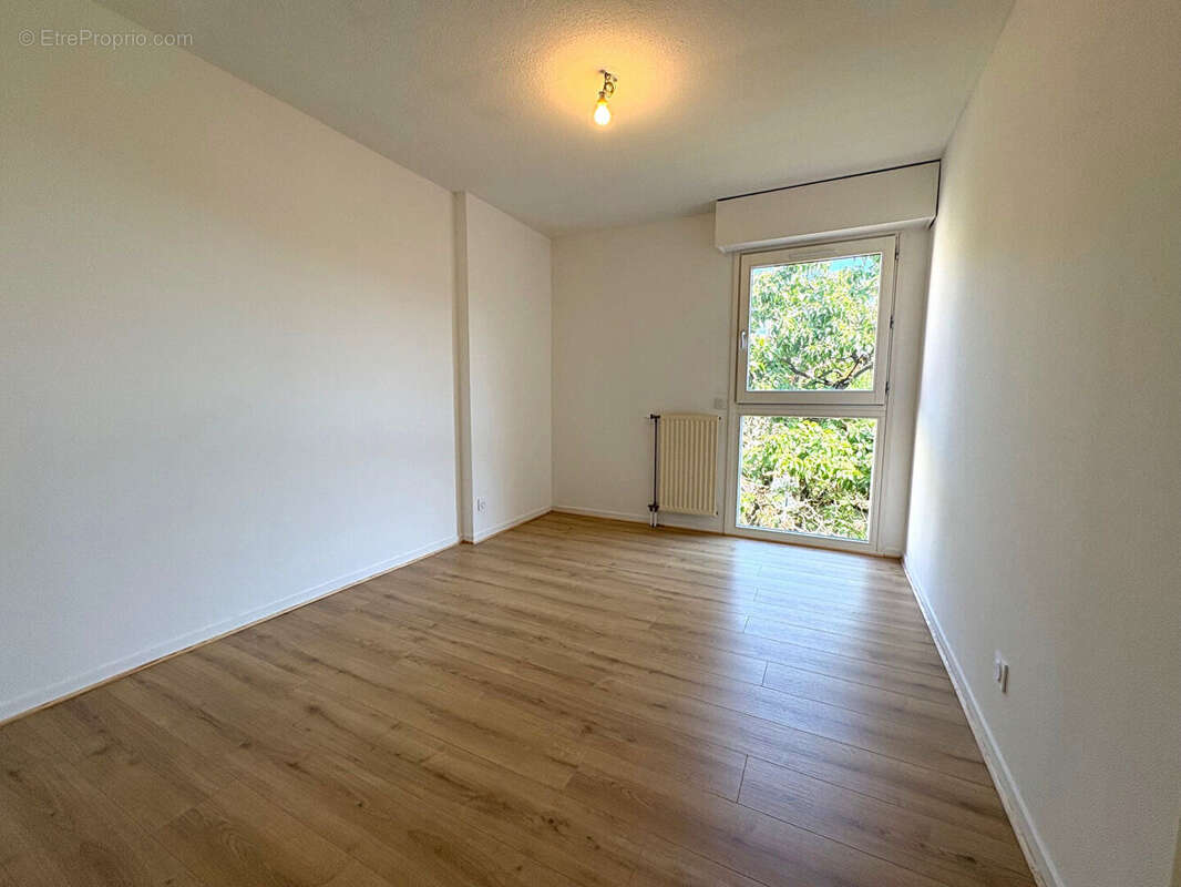 Appartement Eybens 4 pièce(s) 78 m2 - photo 7