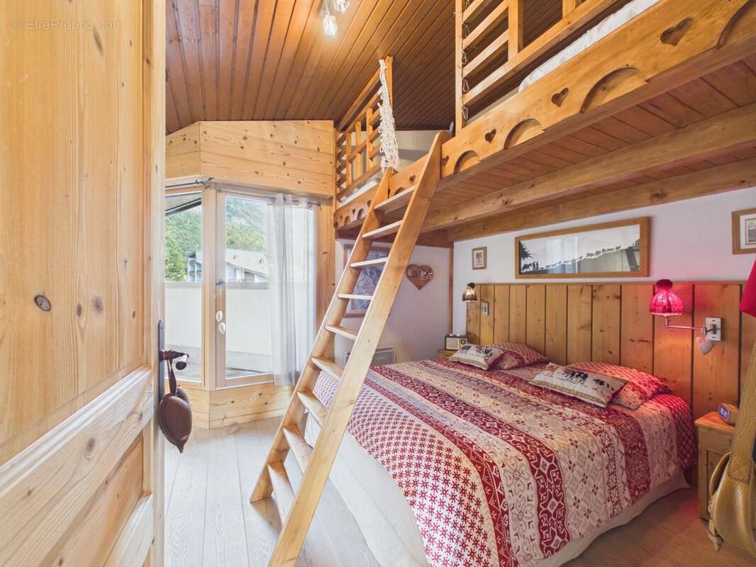 Haute Savoie (74), à vendre SAMOENS - Domaine skiable Grand Massif - Appartement T4 duplex - photo 7