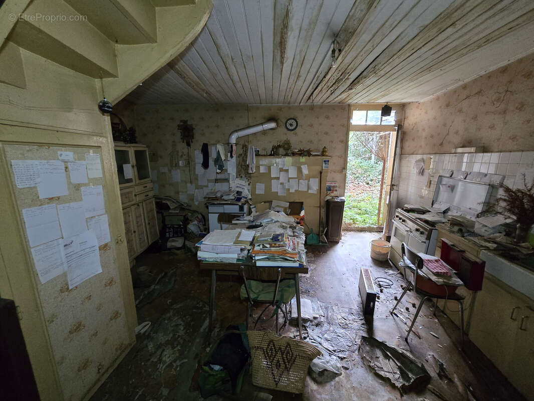 Maison à CHASSENEUIL-SUR-BONNIEURE