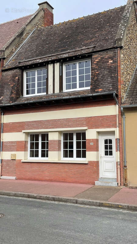 Maison à LA FERRIERE-SUR-RISLE