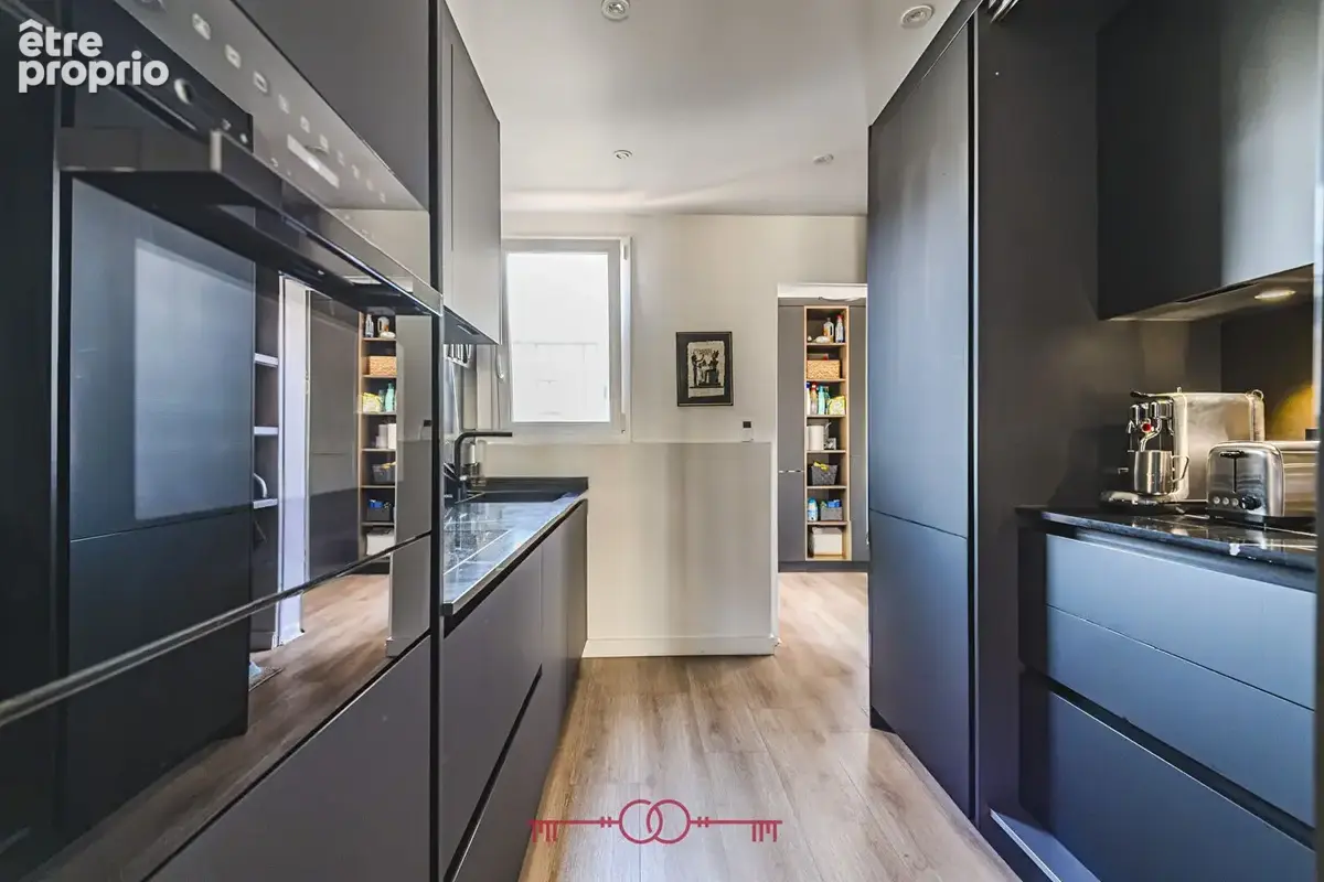 À vendre - appartement de type 4 - hyper centre de reims - en exclusivité - photo 8