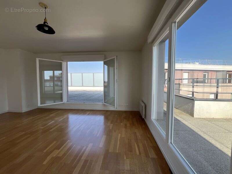 Appartement à QUINCY-SOUS-SENART