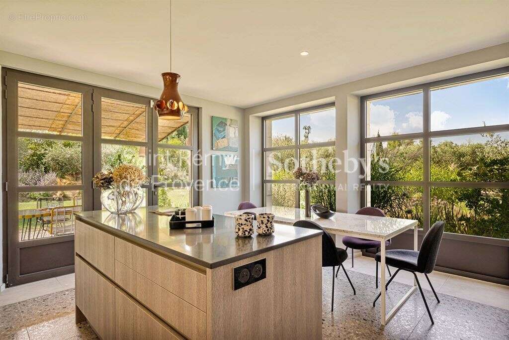 Maison à EYGALIERES