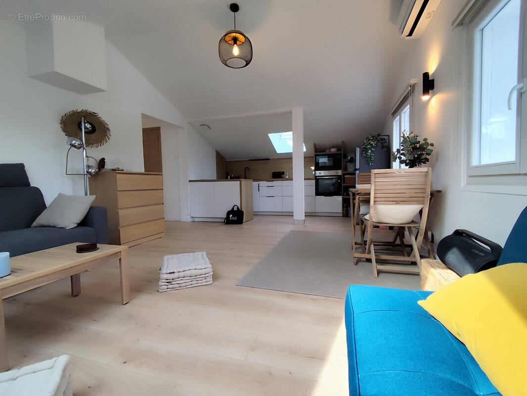 Appartement à MONTFERRAT