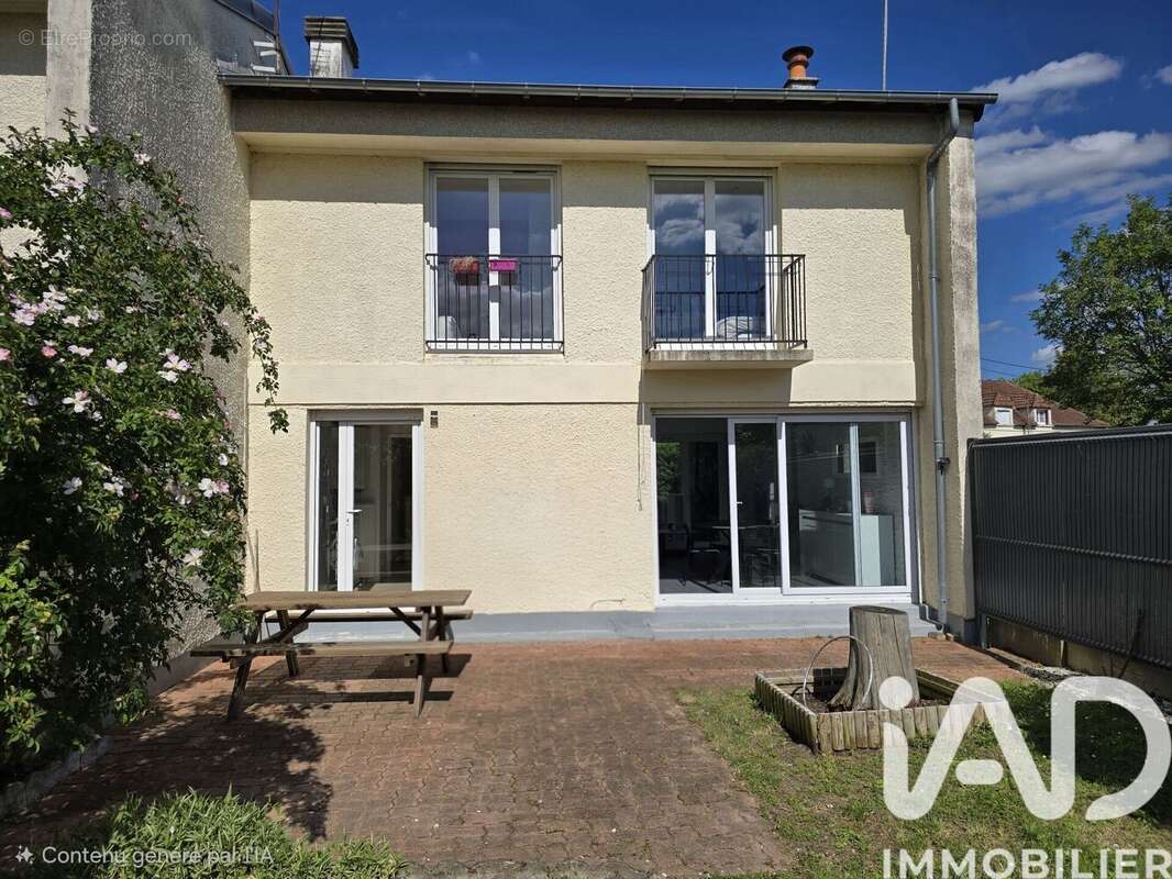 Photo 2 - Maison à SARAN