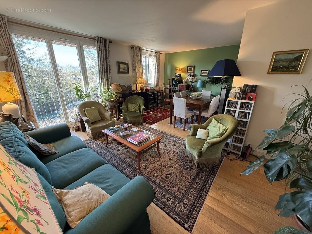 Appartement à CHAMPIGNY-SUR-MARNE