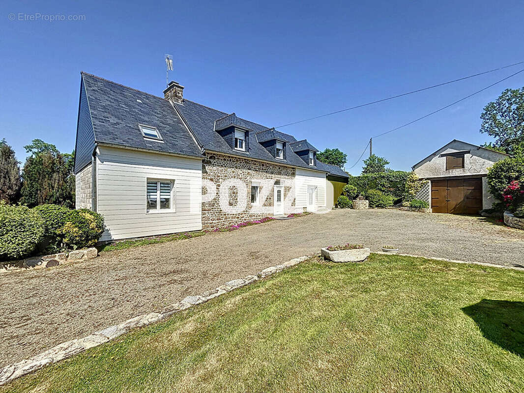 Maison à SAINT-BRICE-DE-LANDELLES