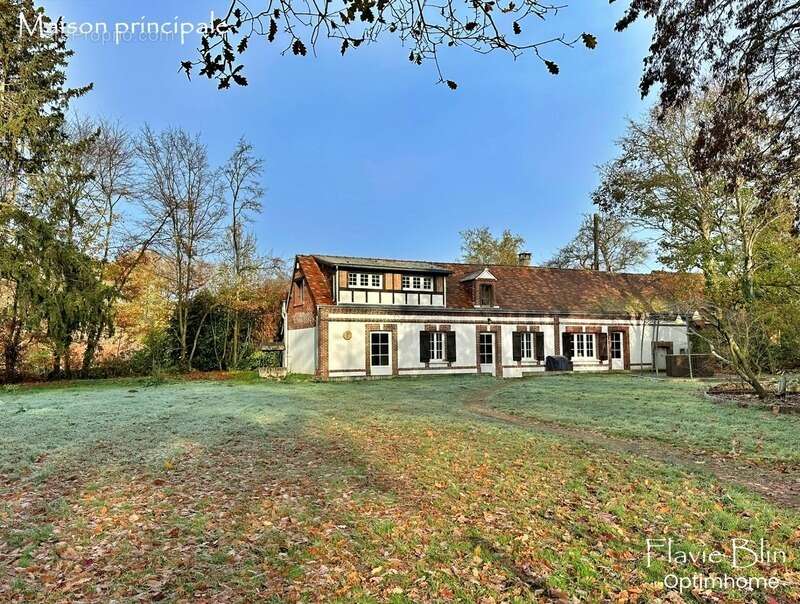 Maison à SYLVAINS-LES-MOULINS