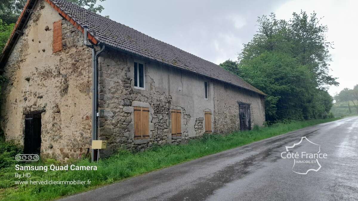 Maison à ROUGNAT