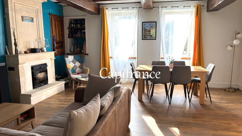 Maison à CHERMIGNAC