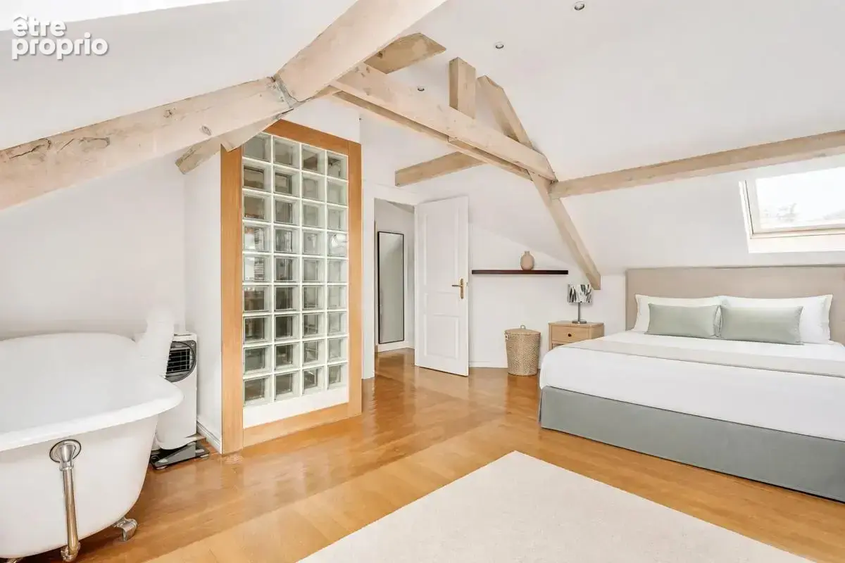 Maison de 5 pièces de 135 m² à Garches - photo 7