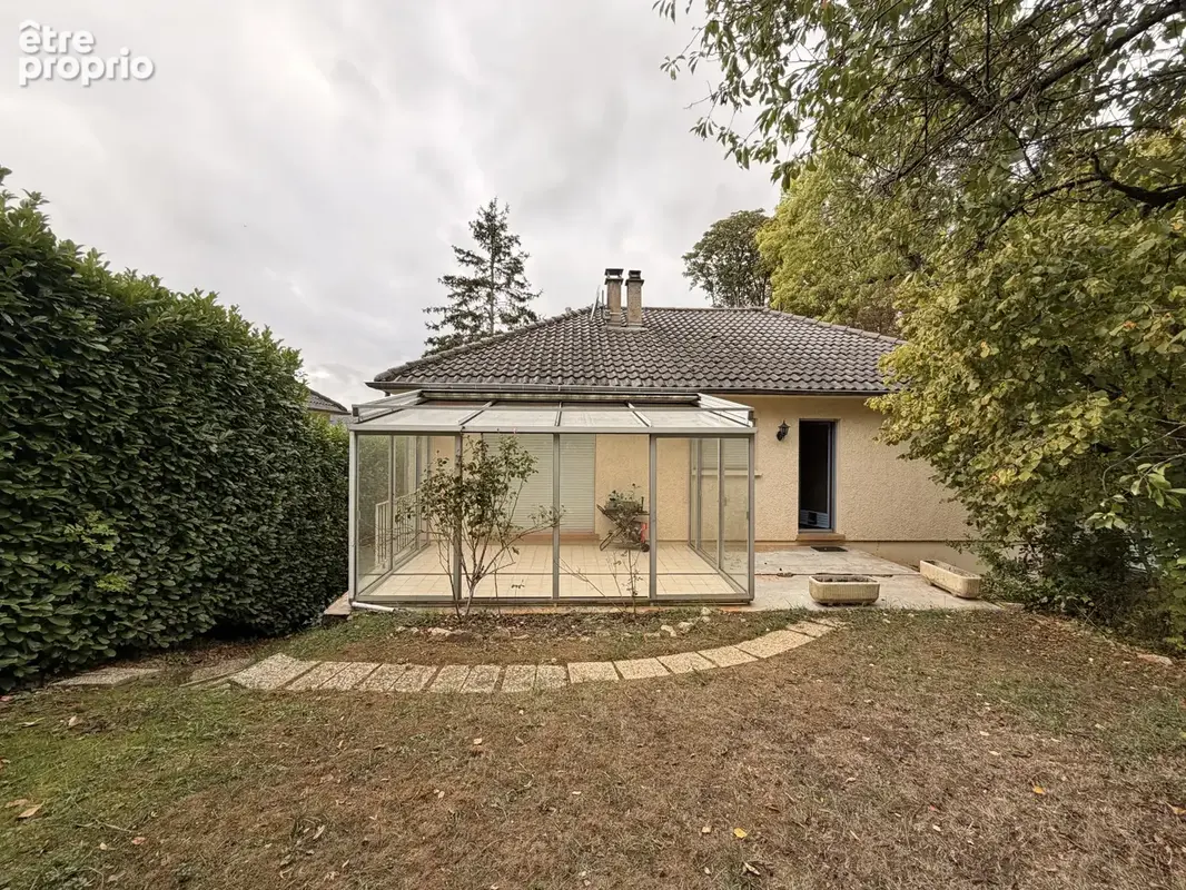 Grande maison située à JOUY AUX ARCHES - photo 2