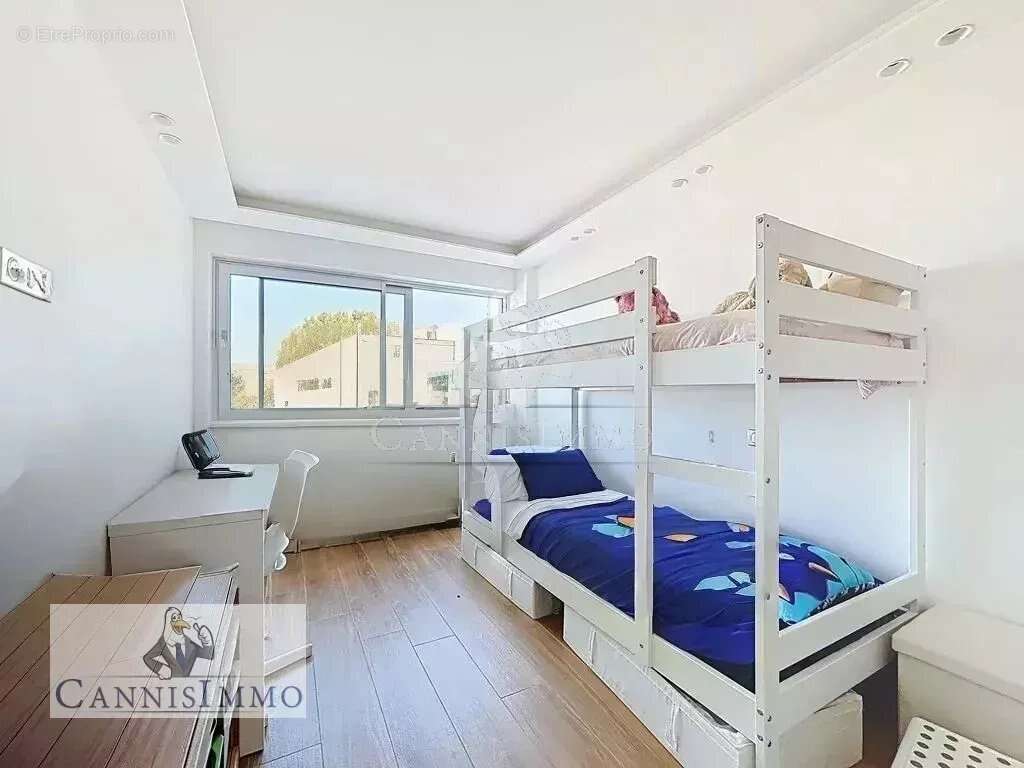 Appartement à LE CANNET