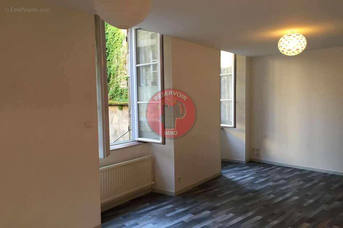 Appartement à MONTBARD