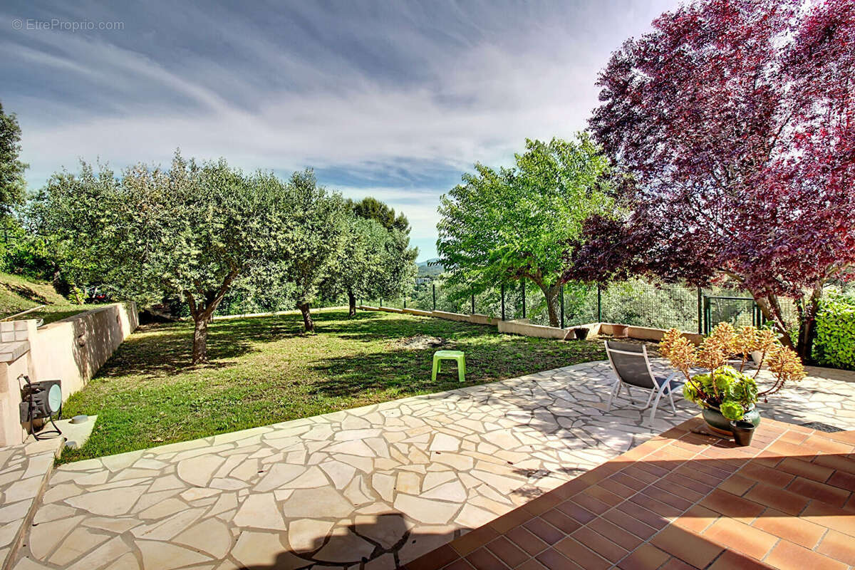 A VENDRE EN EXCLUSIVITE à Draguignan - Maison 4 pièces Lumineuse et calme avec belle vue - photo 22
