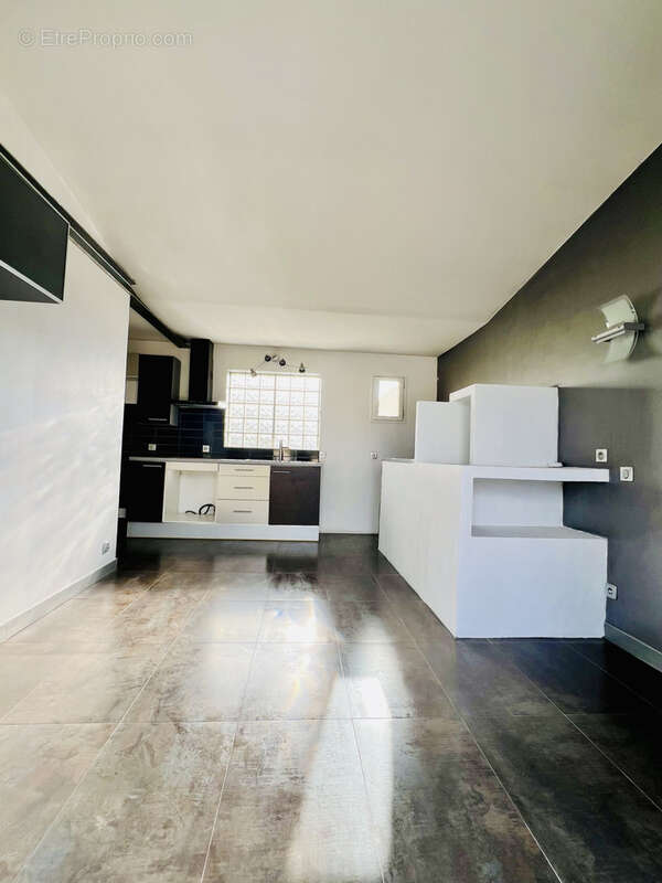 Maison à LE BLANC-MESNIL