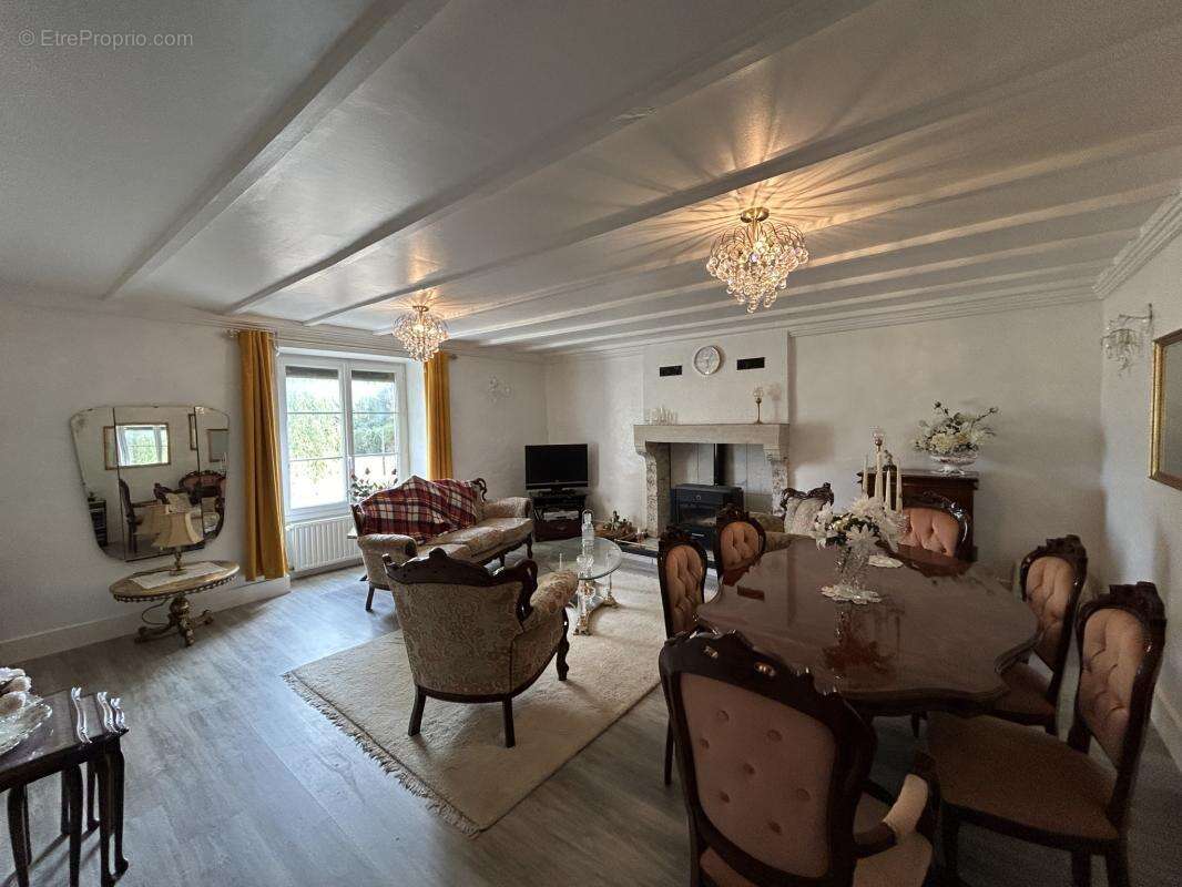 Maison de village 2 chambres, avec dépendances et grand jard - photo 3