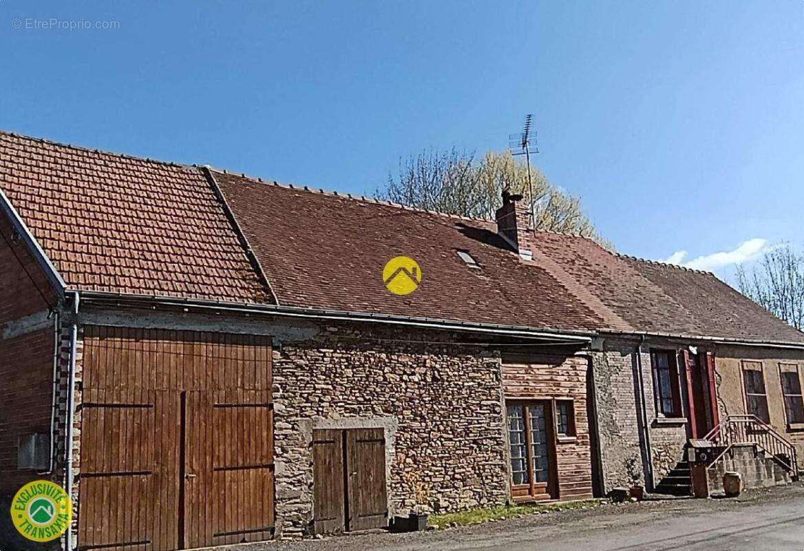 Maison à DUN-LE-PALESTEL