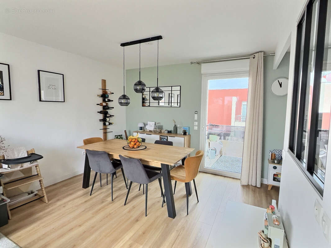 Appartement à JACOU