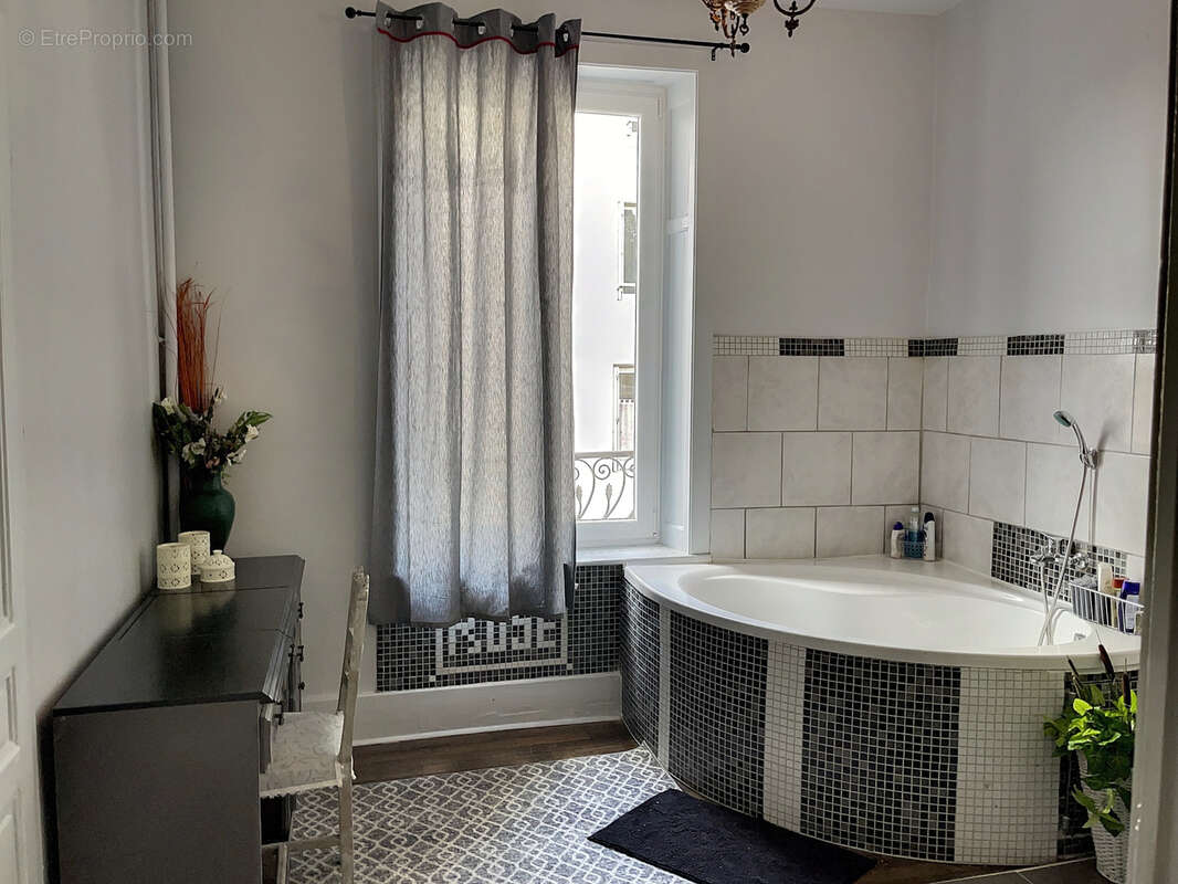 Maison à BAINS-LES-BAINS