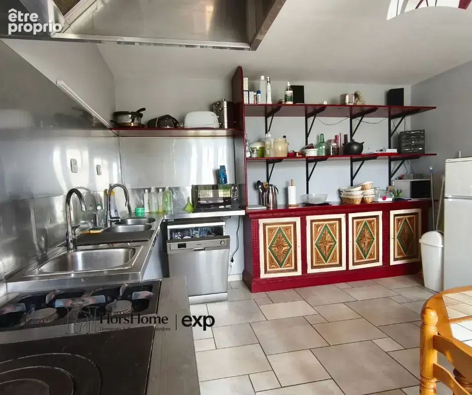Maison 12 pièces 419 m² à vendre à Peschadoires (63920) - photo 8