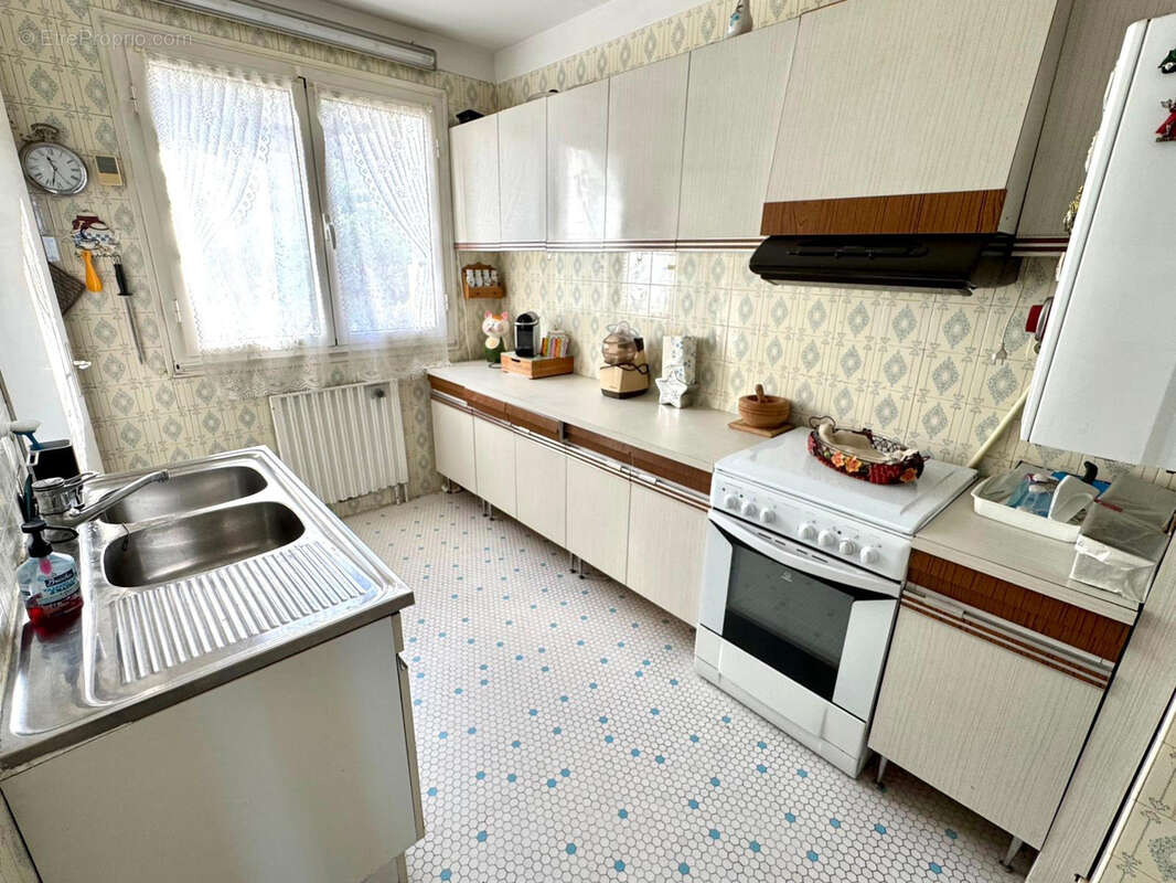 Appartement à MARSEILLE-9E