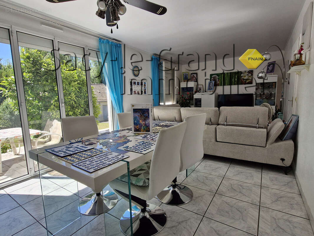 Bel environnement pour cette maison de plain pied - photo 8