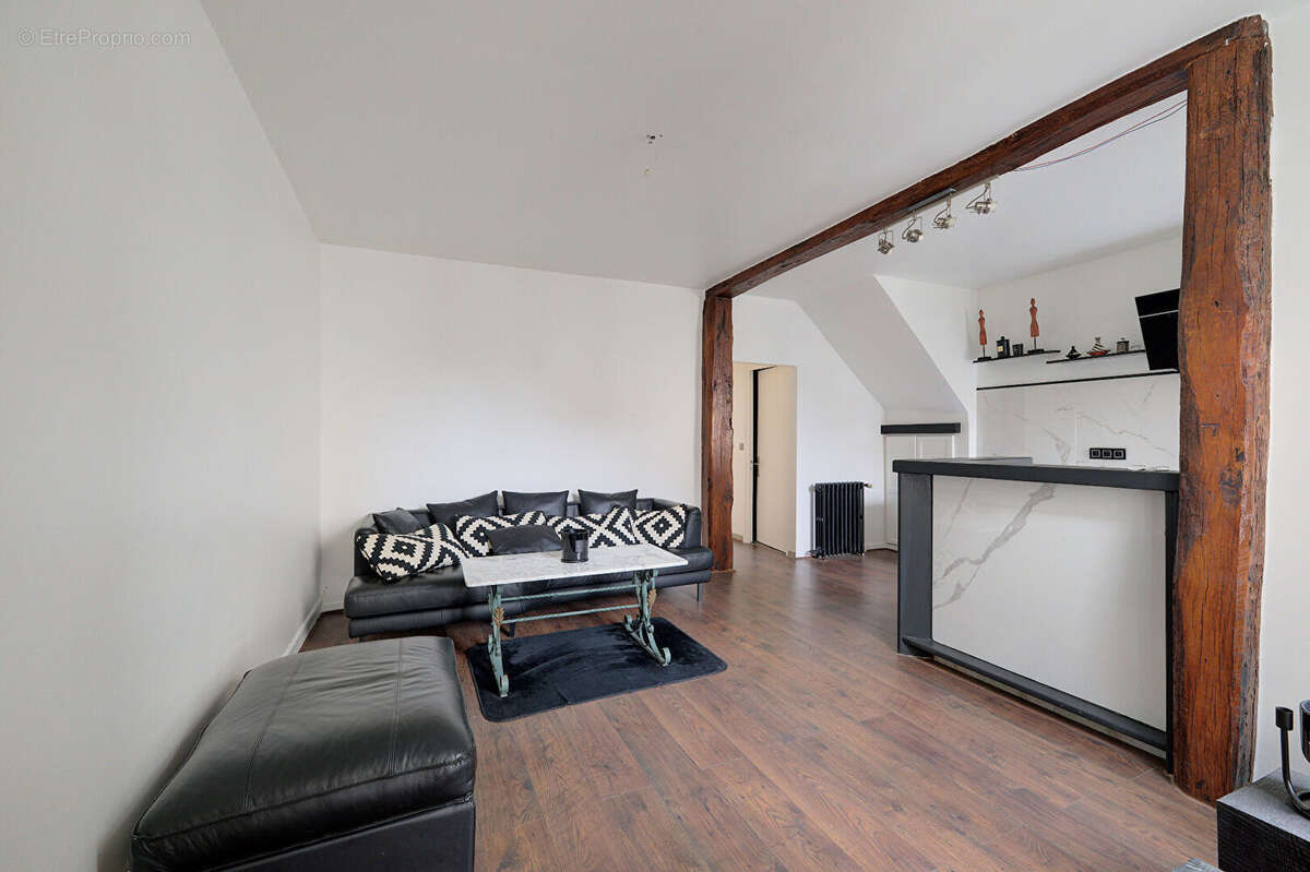 Appartement à LE PERREUX-SUR-MARNE