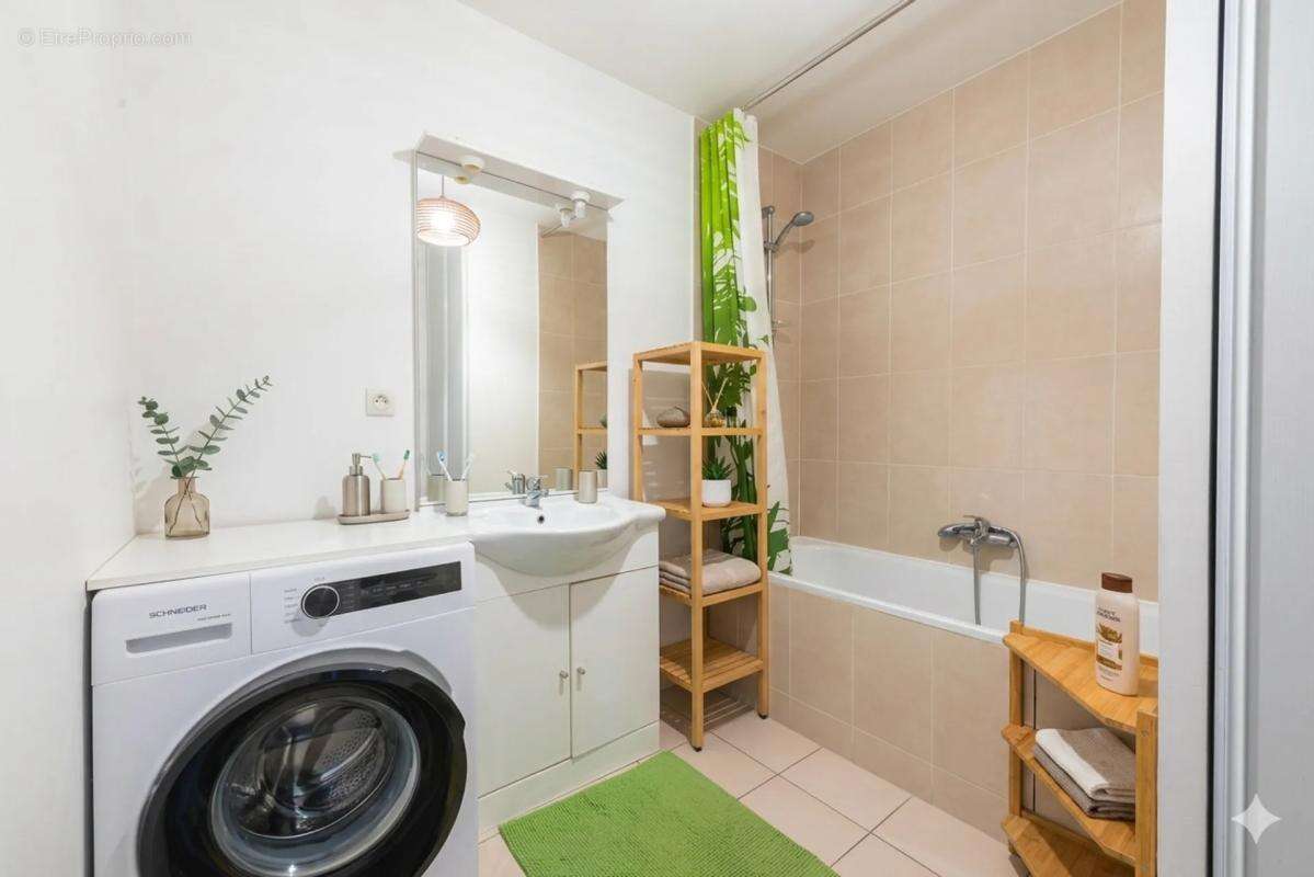 Appartement à PONTAULT-COMBAULT