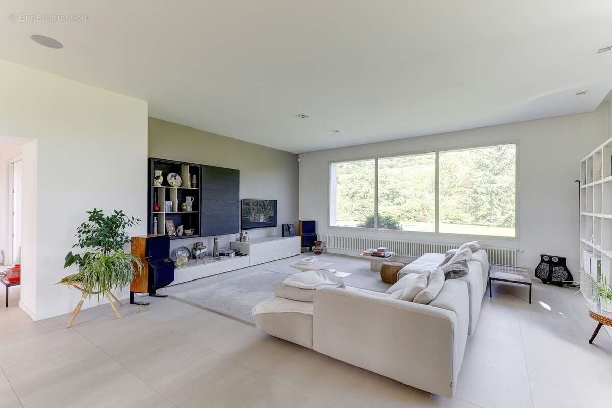 Maison à CHATEAUGAY