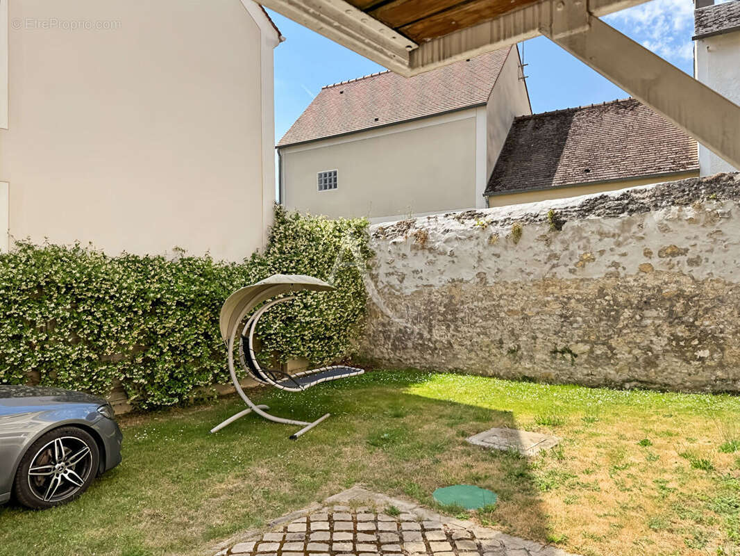 Maison à ETAMPES