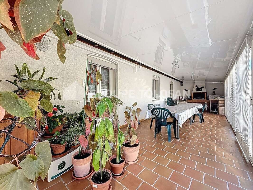 Maison à SOUAL
