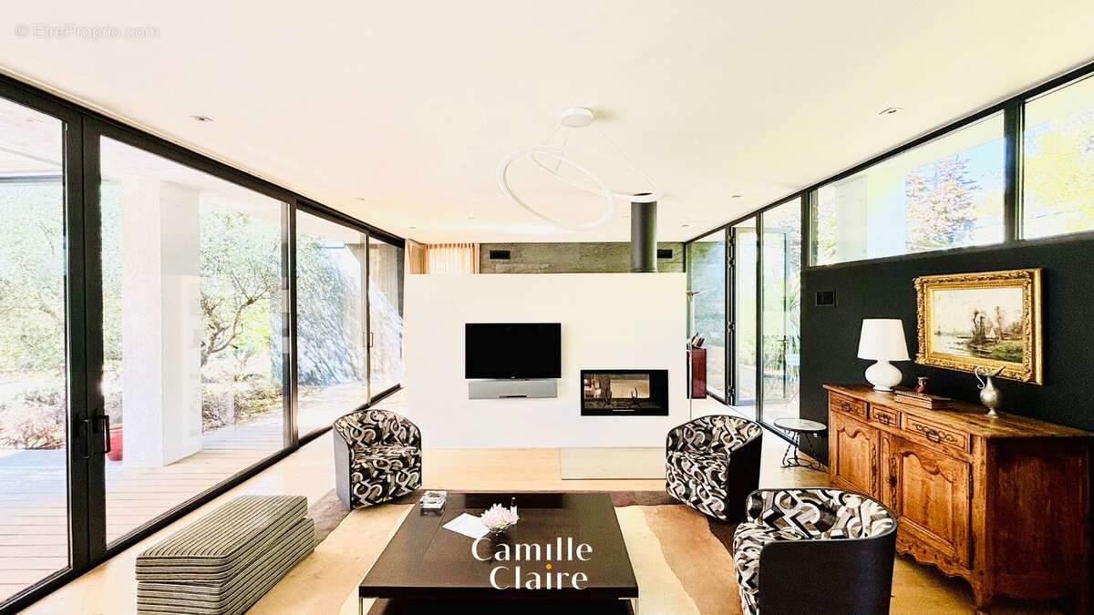 Maison à SAINT-MARC-JAUMEGARDE